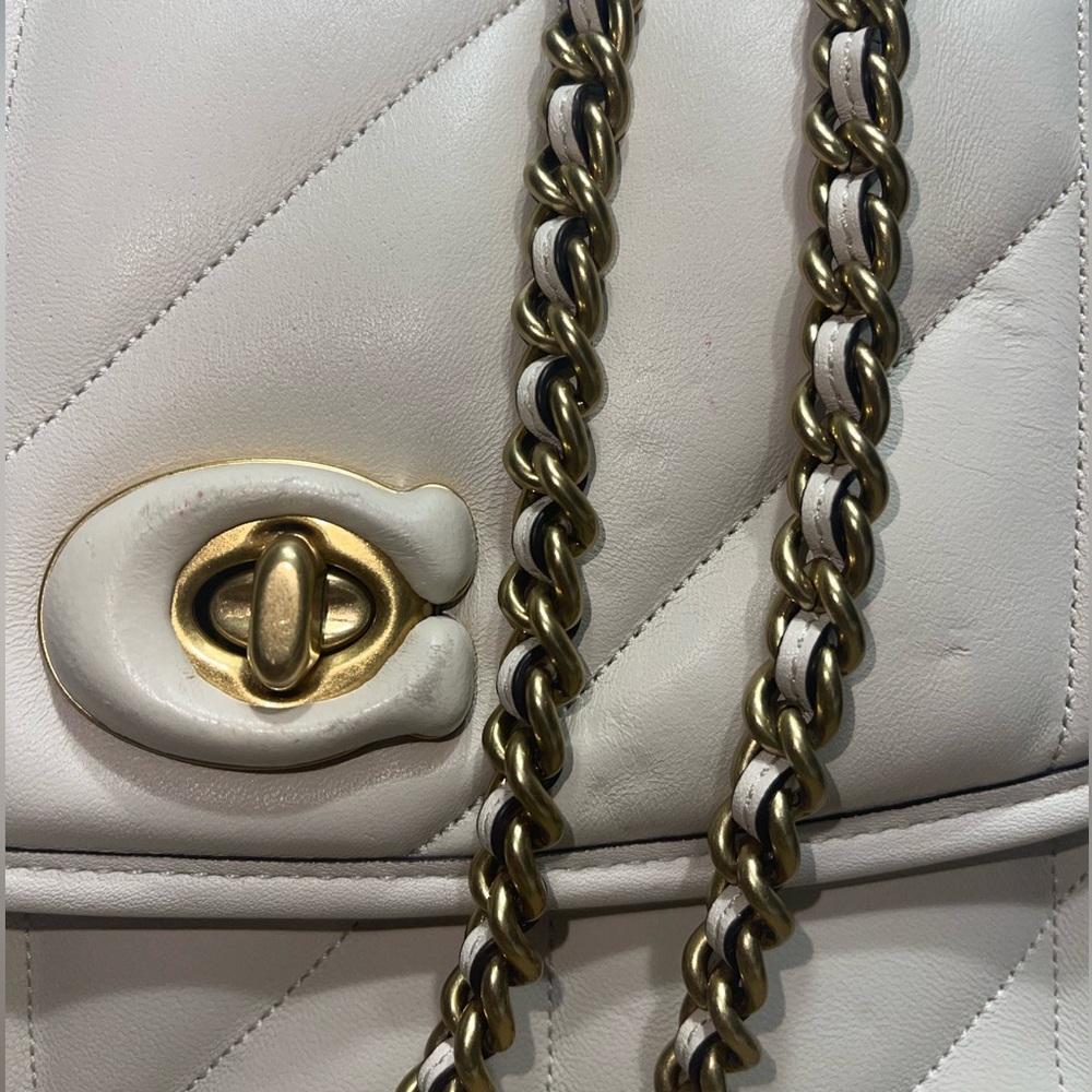 Madison Quilted Pillow Leather Shoulder Bag - Picture 3 of 6